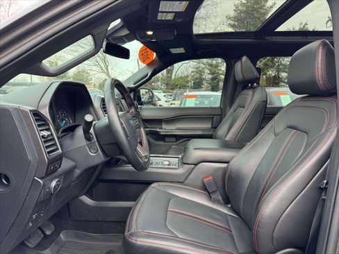 Used 2021 Ford Expedition Limited image 13