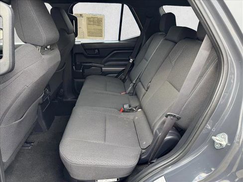 Certified 2025 Toyota 4Runner SR5 AWD/4WD image 17