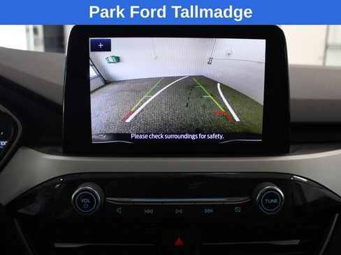 Used 2022 Ford Escape SE w/ Cold Weather Package FWD image 19