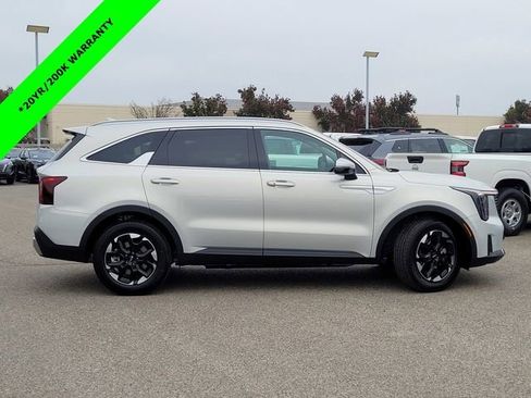 New 2026 Kia Sorento S w/ S Panoramic Sunroof Package image 3