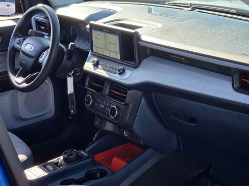Used 2023 Ford Maverick XLT image 7