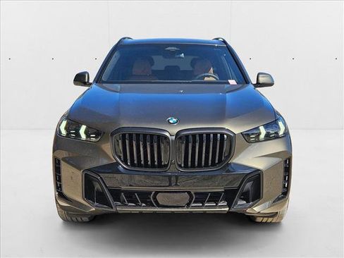Used 2026 BMW X5 sDrive40i w/ M Sport Package RWD image 6