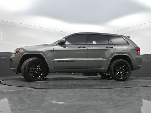 Used 2021 Jeep Grand Cherokee Laredo X RWD image 26