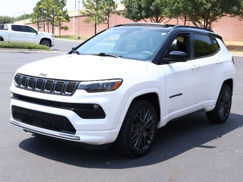 Used 2023 Jeep Compass High Altitude AWD/4WD image 29