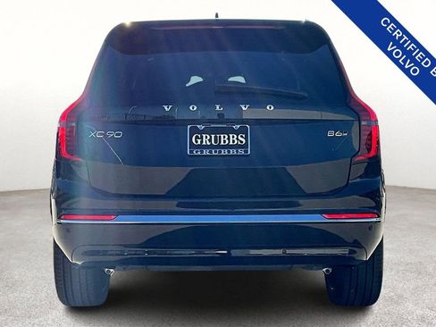 Certified 2025 Volvo XC90 B6 Plus image 6