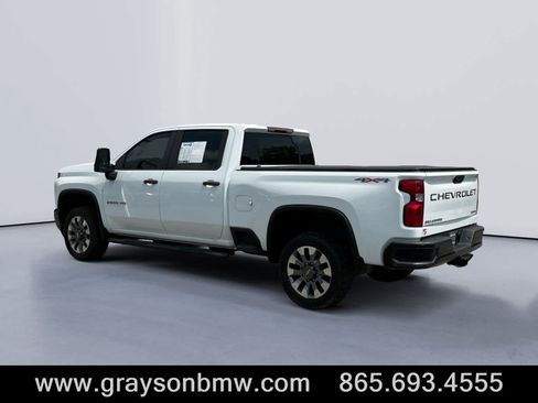 Used 2023 Chevrolet Silverado 2500 Custom w/ Custom Convenience Package AWD/4WD image 5
