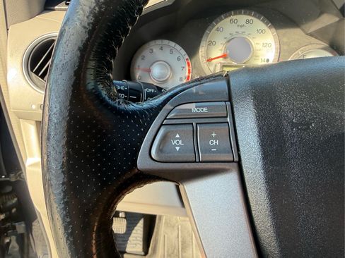 Used 2009 Honda Pilot EX-L image 17
