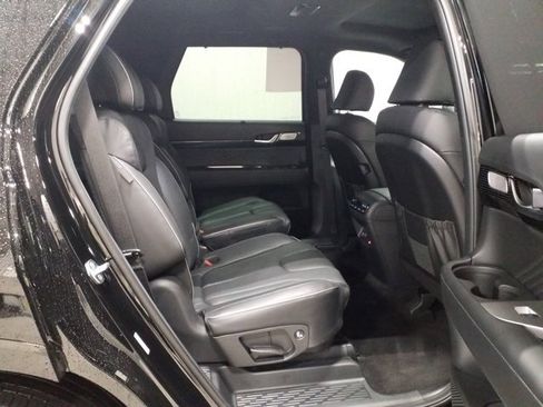 Certified 2025 Hyundai Palisade Calligraphy image 16