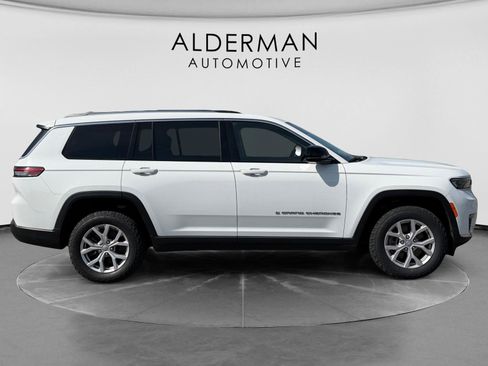 Used 2022 Jeep Grand Cherokee L Limited AWD/4WD image 6