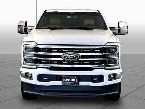 Used 2024 Ford F250 Platinum AWD/4WD image 4