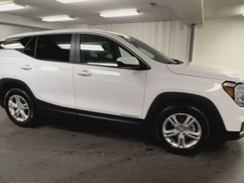 Certified 2024 GMC Terrain SLE image 2