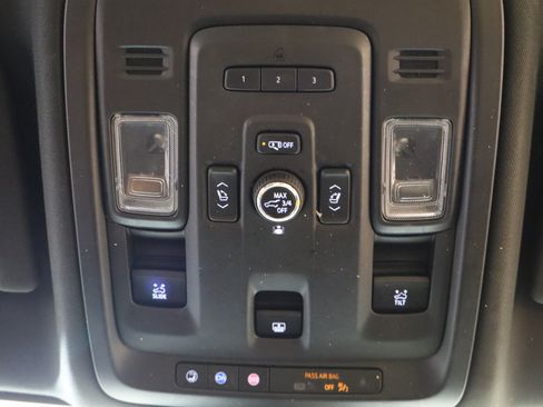 Used 2021 Cadillac Escalade Sport w/ Driver Assist Tech Package AWD/4WD image 29