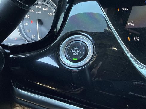 Certified 2024 Cadillac XT6 Premium Luxury w/ Technology Package image 34