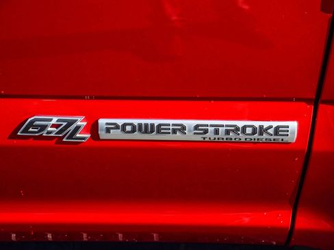 Used 2022 Ford F350 Lariat w/ Black Appearance Package image 11