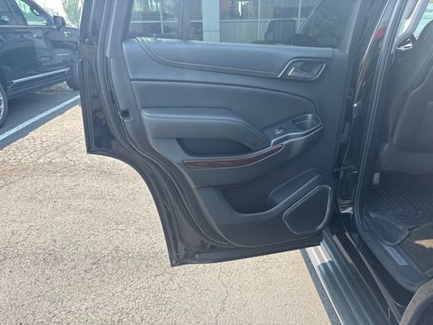 Used 2015 GMC Yukon SLT AWD/4WD image 12