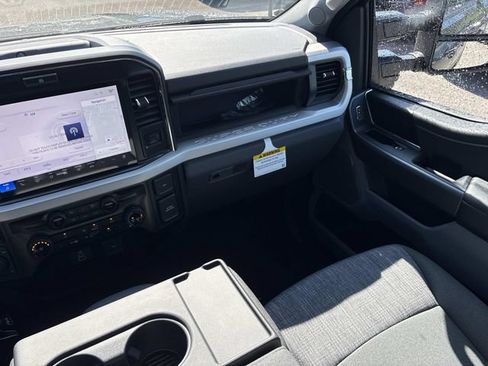 New 2026 Ford F250 XLT w/ XLT Premium Package AWD/4WD image 15
