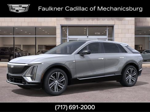 Used 2025 Cadillac Lyriq Luxury AWD/4WD image 2