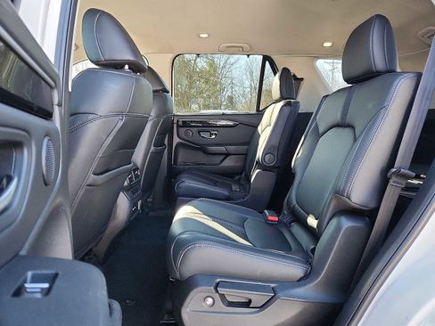 Certified 2023 Honda Pilot EX-L image 10