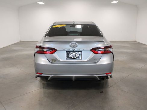 Used 2023 Toyota Camry SE image 8