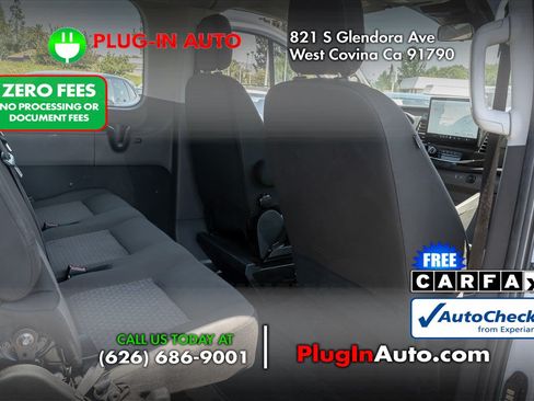 Used 2023 Ford Transit 350 XLT RWD image 10
