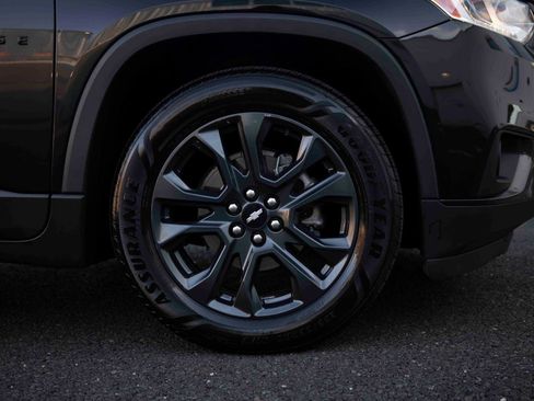 Used 2021 Chevrolet Traverse RS image 26