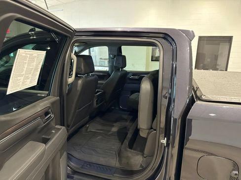 Used 2025 GMC Sierra 1500 SLT AWD/4WD image 20