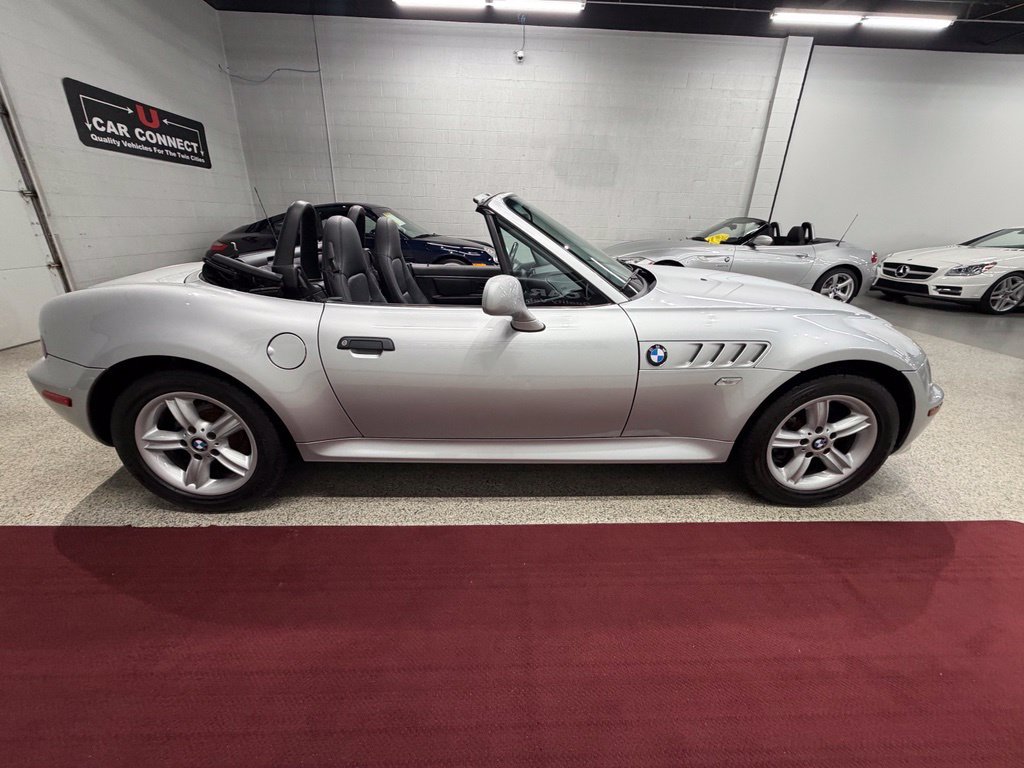 Used 2001 BMW Z3 2.5i RWD image 10