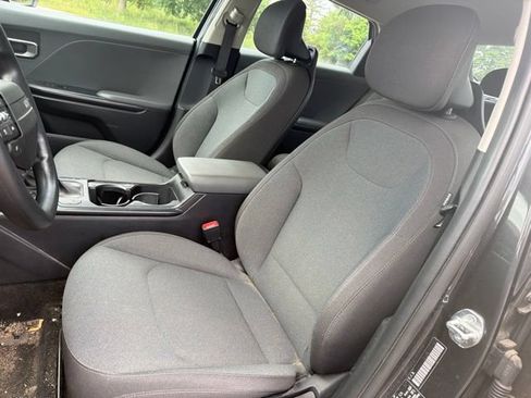 Used 2025 Kia K4 FWD image 10
