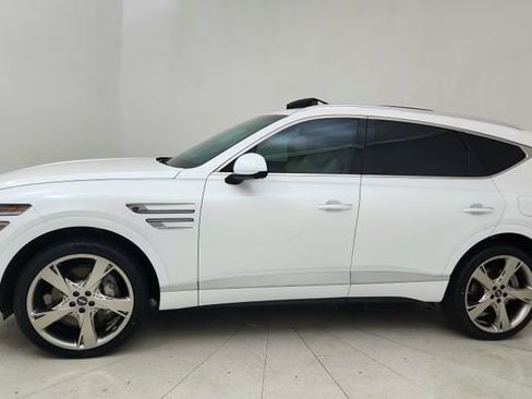 Used 2024 Genesis GV80 2.5T w/ Prestige Package image 3
