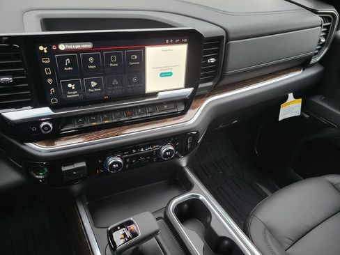 New 2026 GMC Sierra 1500 Elevation w/ Elevation Premium Package image 9