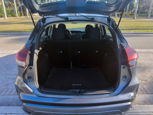 Used 2023 Nissan Kicks S image 42