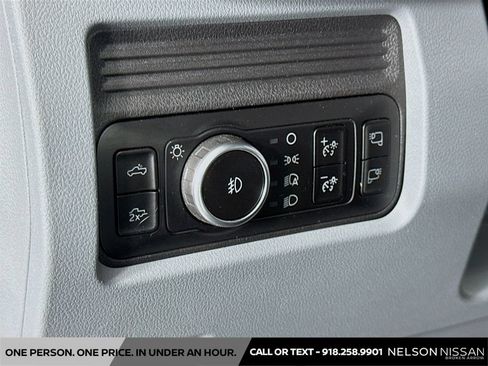 Used 2025 Ford F250 XLT w/ Black Appearance Package AWD/4WD image 10