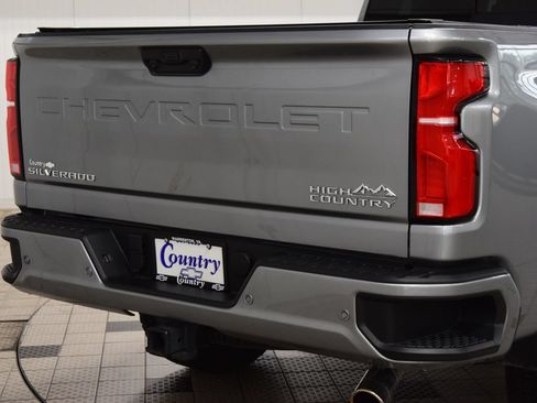 Used 2025 Chevrolet Silverado 2500 High Country w/ Z71 Off-Road Package AWD/4WD image 23