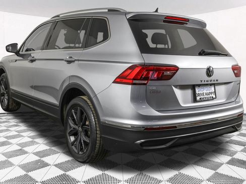 Used 2023 Volkswagen Tiguan SE image 17