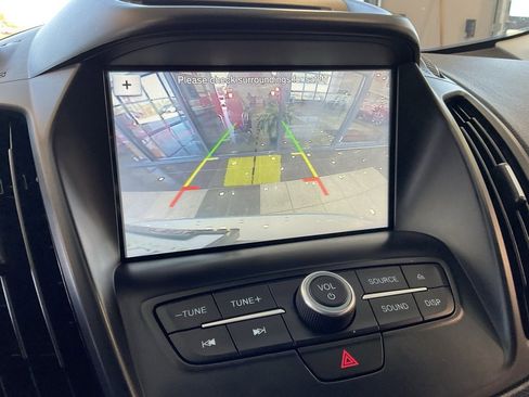 Used 2017 Ford C-MAX SE w/ Equipment Group 201A image 15