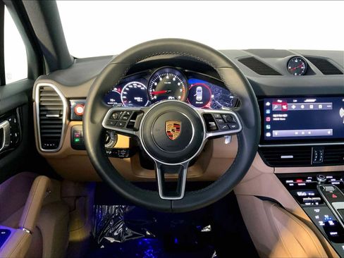 Certified 2023 Porsche Cayenne Platinum Edition AWD/4WD image 15