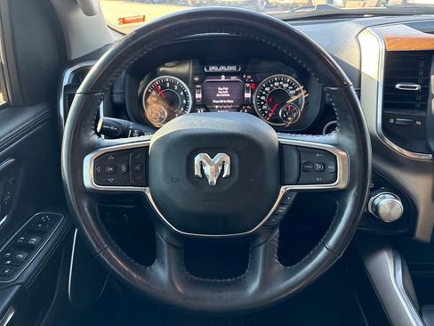 Used 2022 RAM 1500 Laramie AWD/4WD image 19