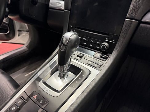 Used 2019 Porsche 718 Cayman S RWD image 39