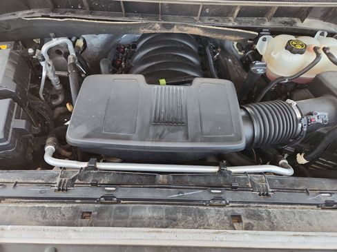 Used 2020 Chevrolet Silverado 1500 LT w/ Texas Edition AWD/4WD image 28