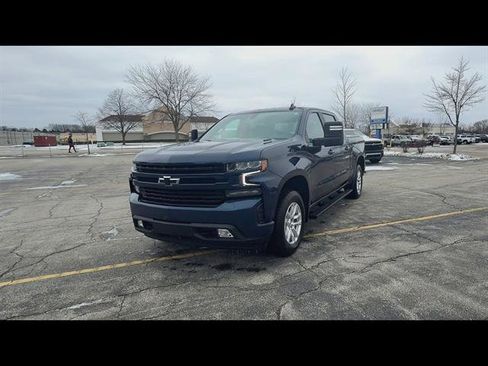 Used 2021 Chevrolet Silverado 1500 RST w/ Bed Protection Package AWD/4WD image 4