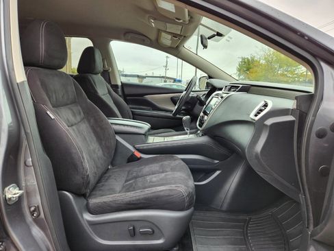 Used 2017 Nissan Murano SV image 14
