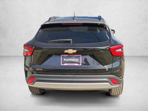 New 2026 Chevrolet Trax LT w/ Driver Confidence Package image 6