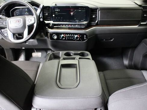 Used 2022 GMC Sierra 1500 SLE AWD/4WD image 11