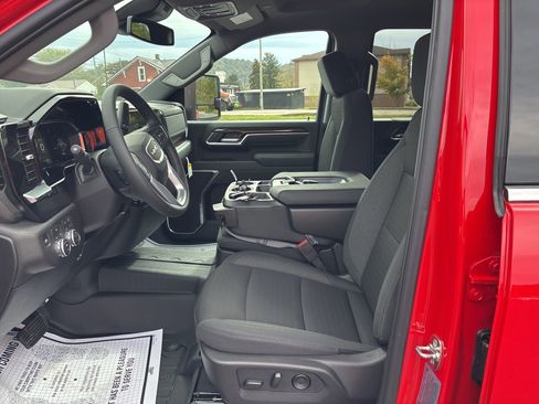 New 2026 GMC Sierra 2500 SLE image 15