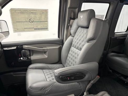 New 2026 GMC Savana 2500 w/ Driver Convenience Package RWD image 46