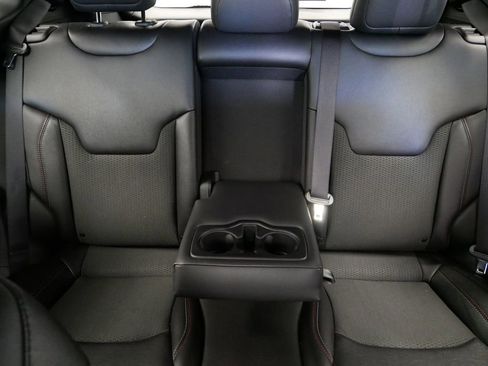 Certified 2024 Jeep Compass Trailhawk image 17