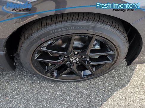 Used 2025 Honda Civic Sport image 11