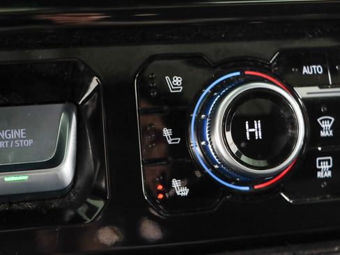 Used 2024 GMC Sierra 2500 AT4 w/ AT4 Premium Plus Package image 22