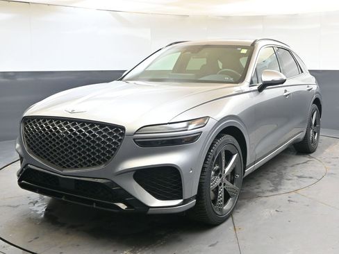 Used 2025 Genesis GV70 2.5T w/ Sport Prestige Package image 1