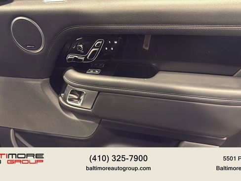 Used 2020 Land Rover Range Rover HSE image 30